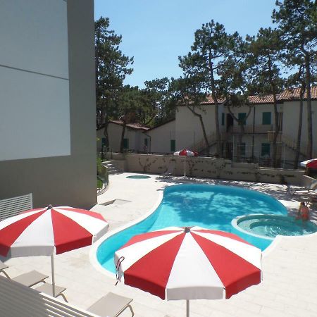 Residence Melograno Bibione Exterior foto