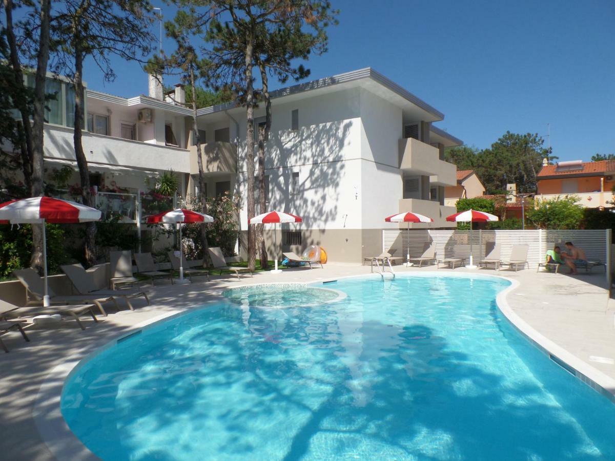 Residence Melograno Bibione Exterior foto