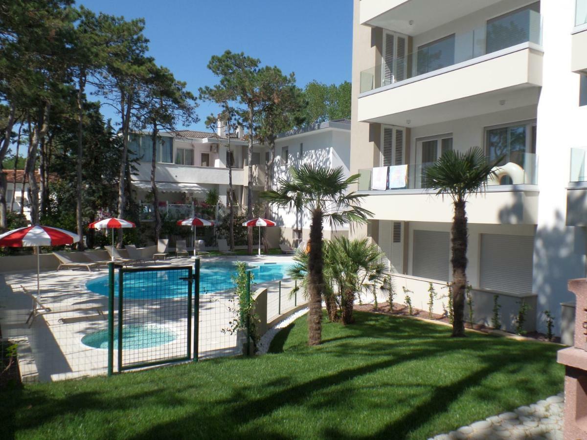 Residence Melograno Bibione Exterior foto