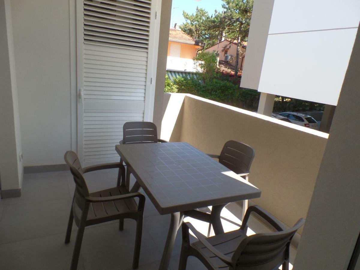 Residence Melograno Bibione Exterior foto